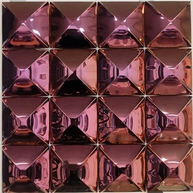 Backsplash van metalen mozaïektegels